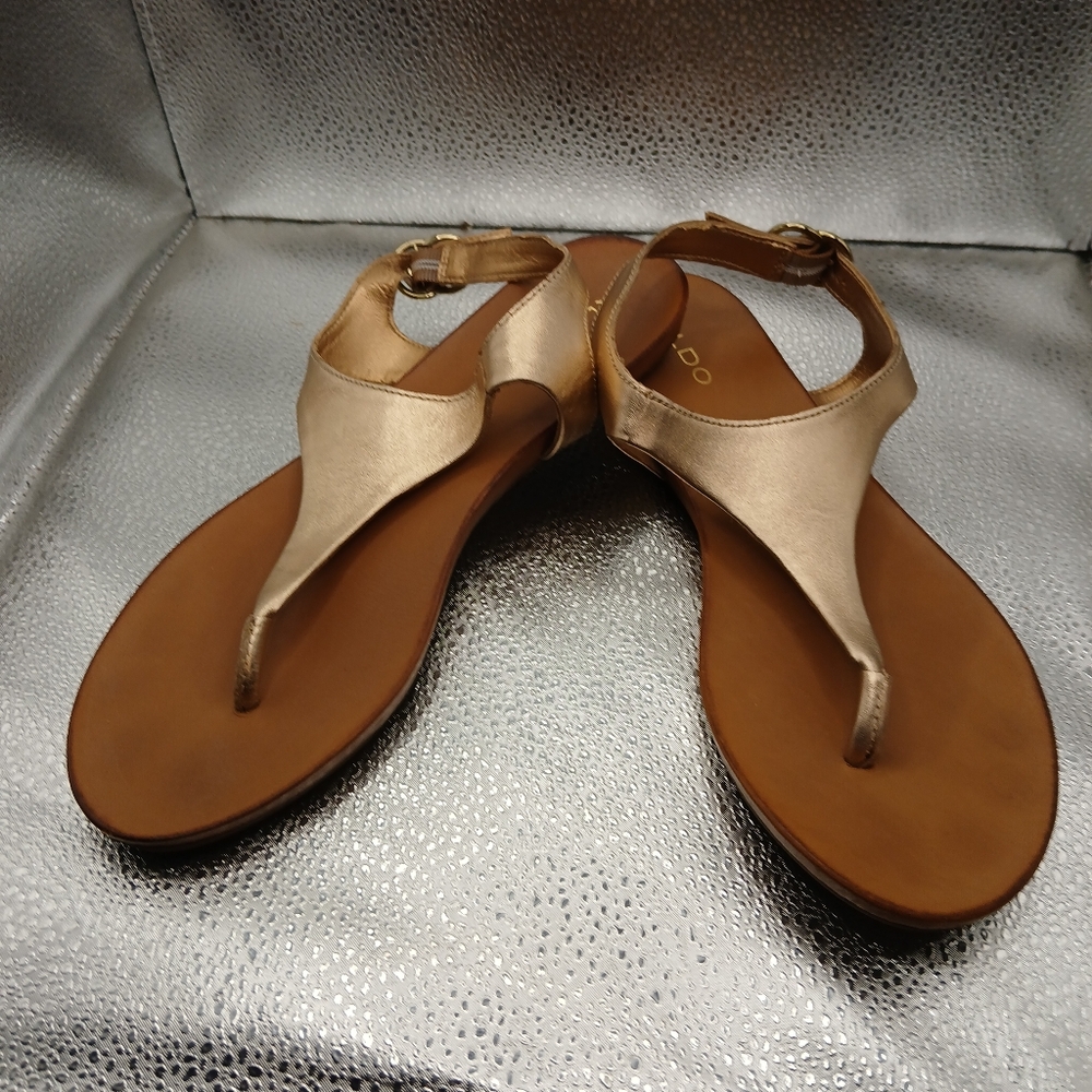 Aldo Metalic Copper Sandals Womens Size 9